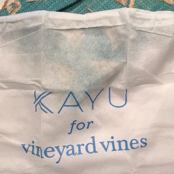 Vineyard Vines Kayu envelope clutch Sailboat NWT - Picture 3 of 8